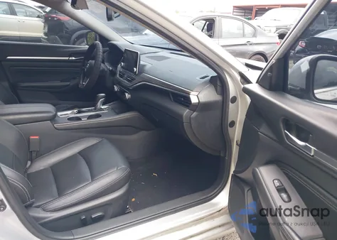 2019 Nissan Altima 2.5 Sl z USA, uszkodzony, nr VIN 1N4BL4EV5KC233598